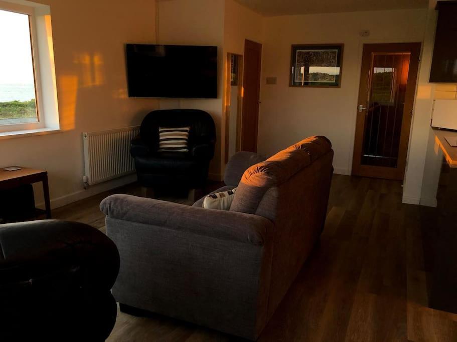 Coastal Bungalow, Sleeps 5 And Ideal For Walkers 阿姆奇 外观 照片